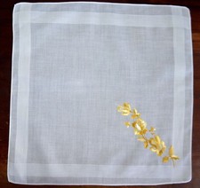VINTAGE HANKY WHITE WITH SATIN STITCH EMBROIDERY FLORALS IN GOLDEN YELLOW NEW