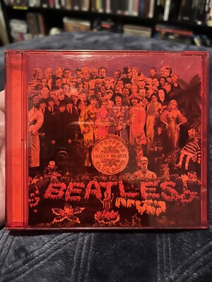 Special RED CASE The Beatles Sgt. Pepper's Lonely Hearts Club Band CD 1990 US VG
