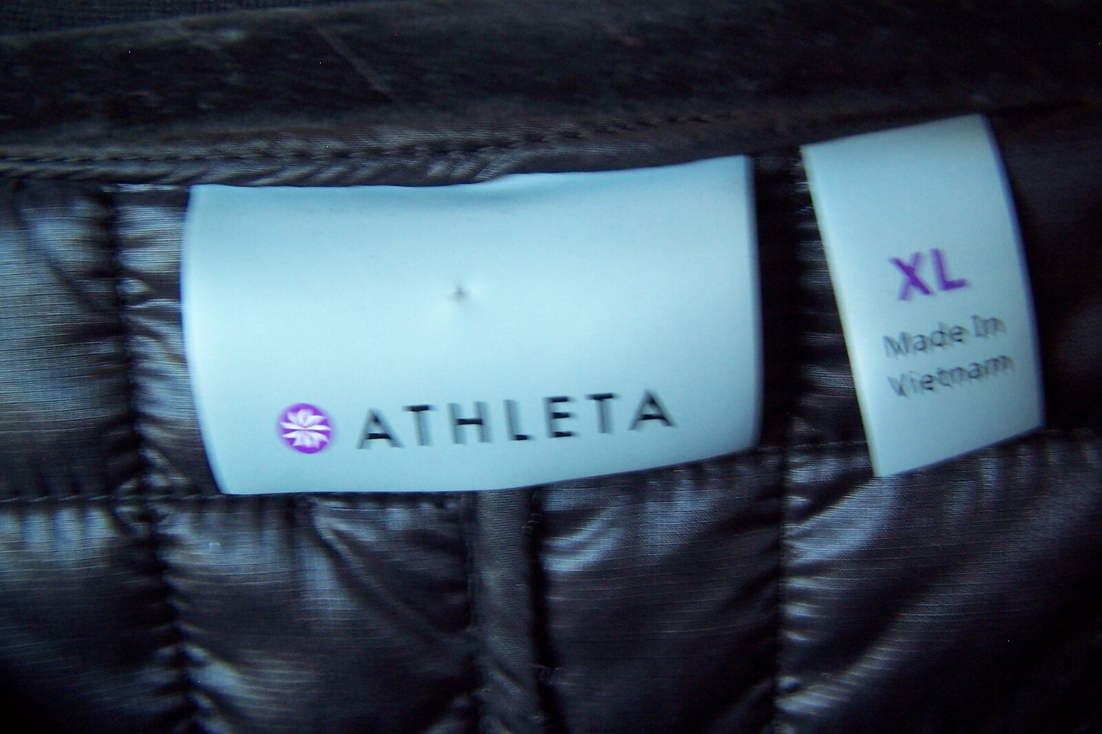 Athleta Grandview Black Quilted Zip Coat Sz XL Pristine Mint Cond