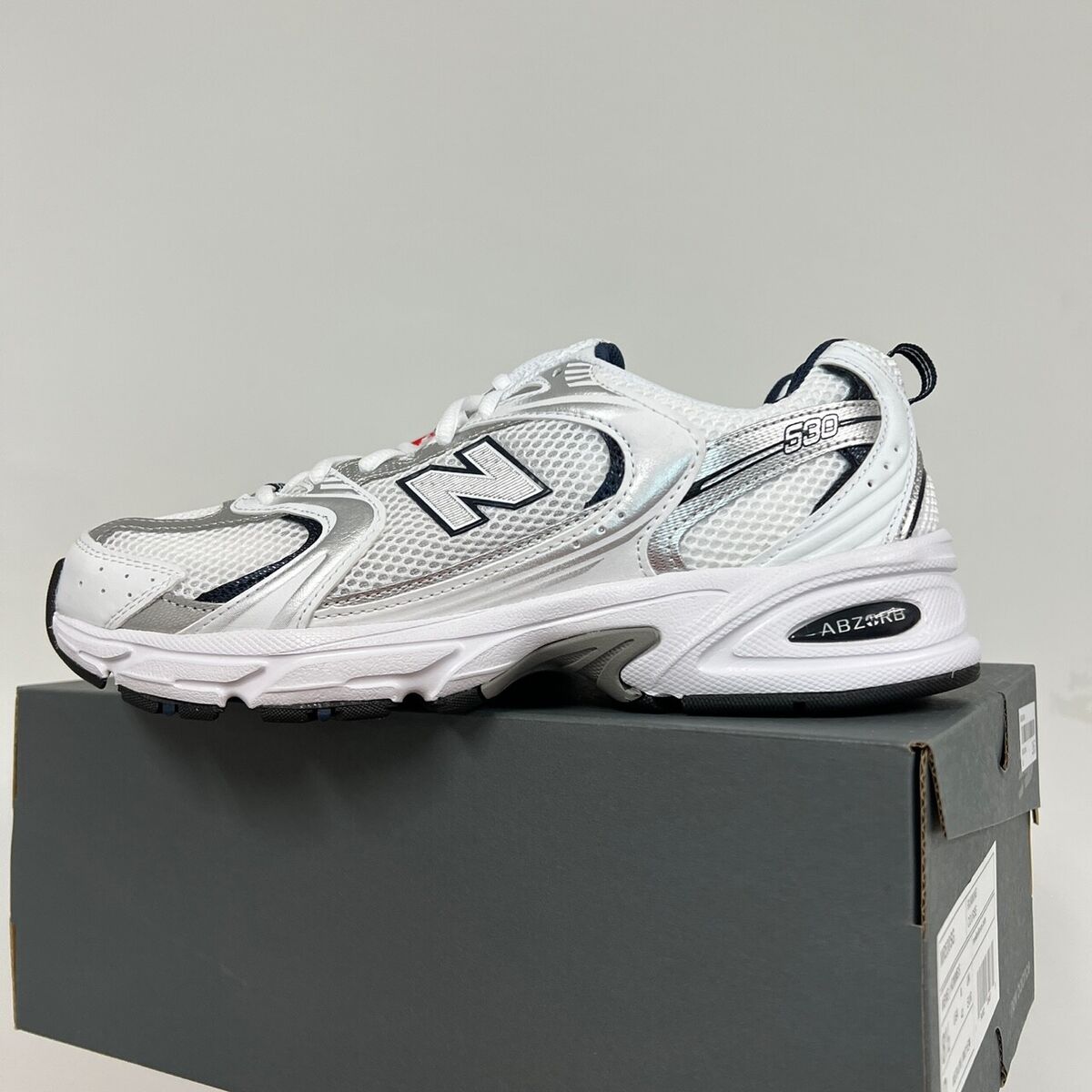 New Balance 530 White Running Shoes Sneakers White Silver New Balance 530 White Running Shoes Sneakers White Silver