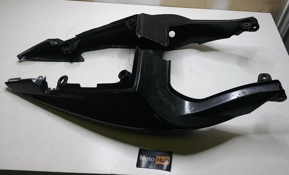 03-05 Suzuki SV1000S 2004 OEM carenados traseros cubierta cubierta cubierta trasera Foto 3 de 4