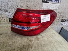 Mercedes C-Klasse W205 Heckleuchte R�cklicht Rechts 2059065200 335399