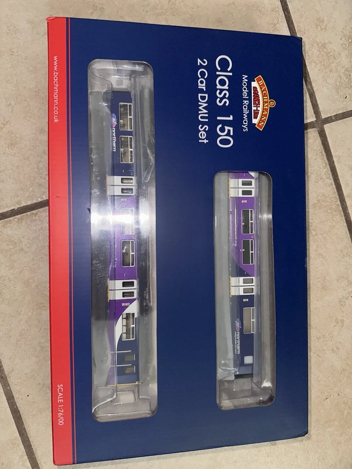 Bachmann 32-941 Class 150/2 2-Car Set DMU 150220 Northern Rail 00 Gauge 21pin R - Image 2 of 2