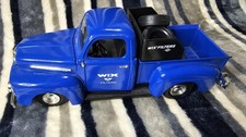 1995 ERTL, WIX FILTERS, 1951 Ford F-1 Truck Coin Bank, 1:25 Diecast/30