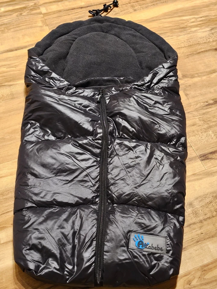 Winterfußsack für Autoschale von Altabebe - schwarz