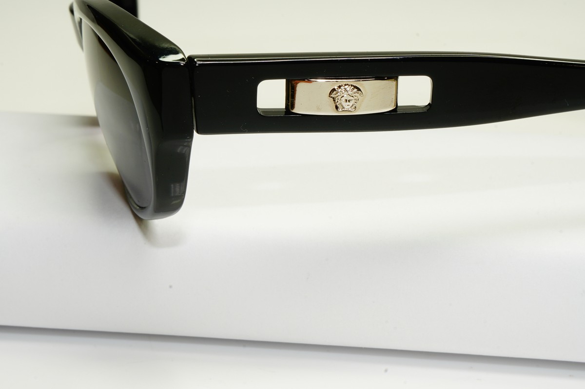 Gianni Versace　サングラス　MOD.472/G COL.684 Gianni Versace 1996 Unisex Vintage Black Sunglasses GV MOD