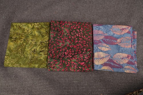 Mixed Lot of 15 Unbranded Batik 1/4 Yards & Fat Quarters Various Colors Patterns - Picture 7 of 8