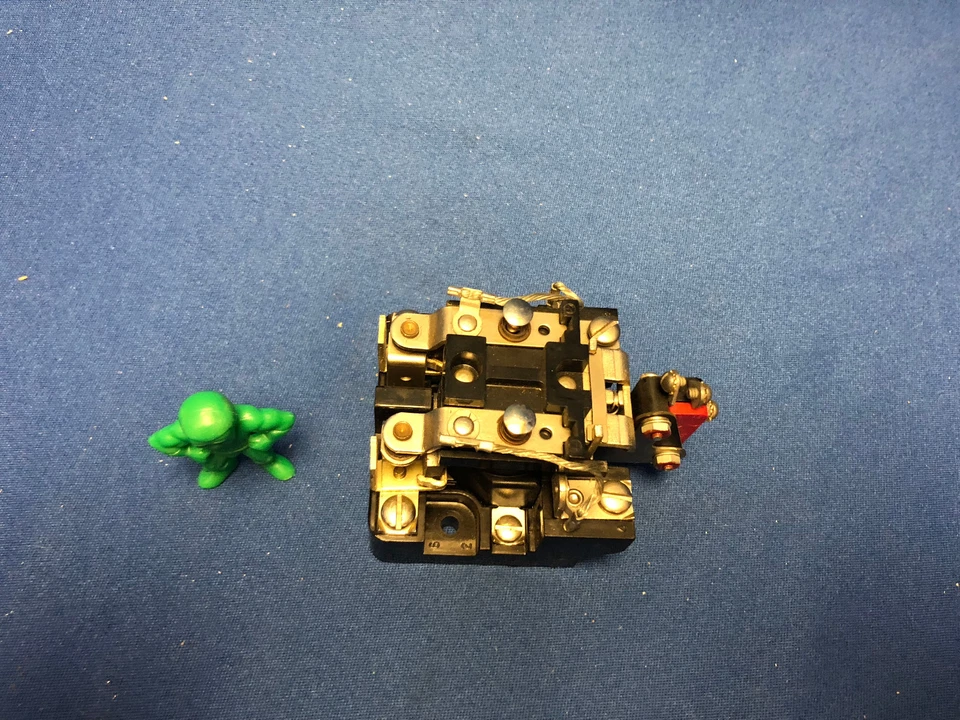 Struthers-Dunn 425BXX69 Coil 24 VDC - Image 3 of 4