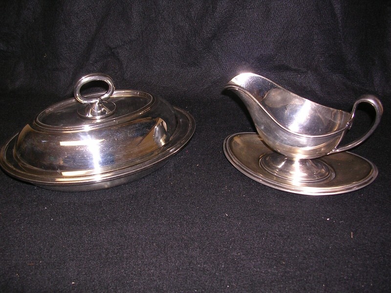 Vintage Reed & Barton Silver Plated Gravy Boat w/tray and Covered Serving Dish