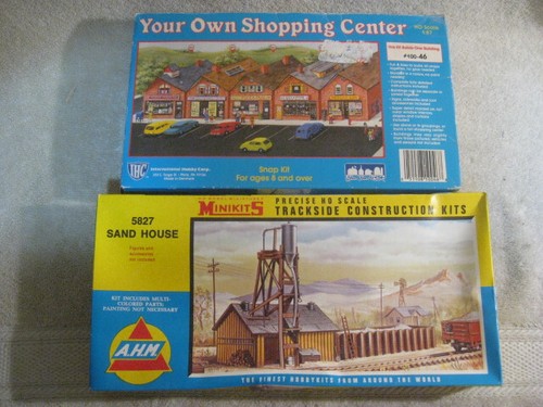 HO scale EMPTY Building kit Boxes - Lot Of 8 storage-signs-scenery - Picture 4 of 9