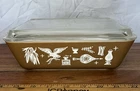 New ListingPyrex Vintage Early American Refrigerator Casserole Dish 1 1/2 Qt. w/ Ribbed Lid