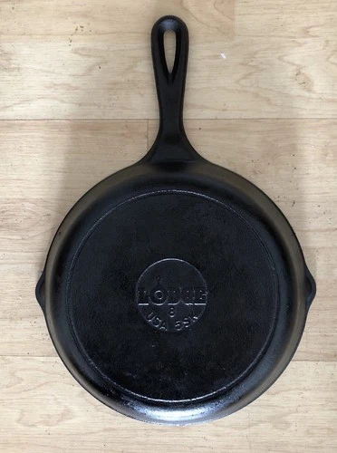 Vintage Lodge Cast Iron Skillet 8” 5SK Frying Pan Double Spout Made in USA