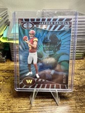 2024 Panini Illusions - Jayden Daniels Trophy Collection Light Blue /249 (RC)