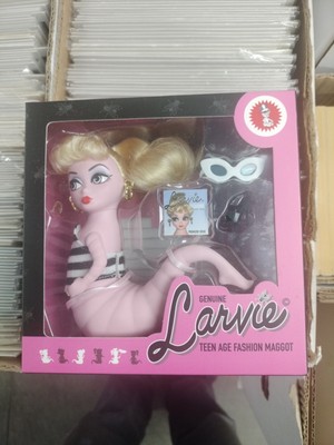 Larvie Teenage Fashion Maggot Sofubi Vinyl Doll Signed By Designer One Of A Kind