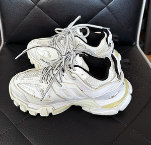 BALENCIAGA ラベンダースニーカー 37 BALENCIAGA ラベンダースニーカー 37 ウィメンズ's スニーカー