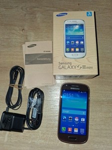Samsung Galaxy S III mini GT-I8200N Amber Brown OVP Top Zustand OVP