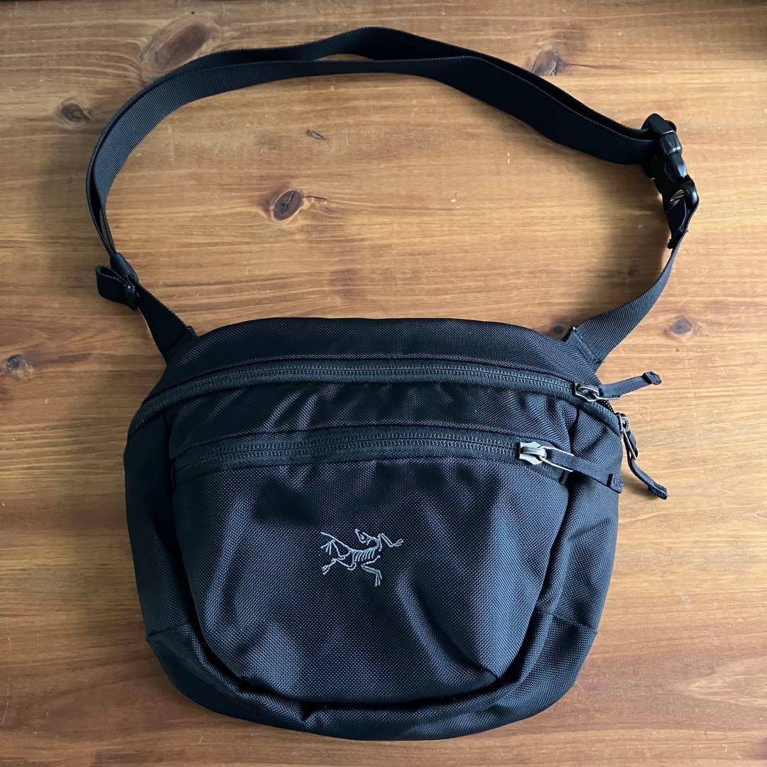 Arc'teryx MAKA2 Body Bag Discontinued Outdoor