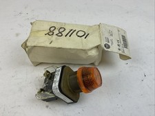 ALLEN BRADLEY 800T-Q11A SER T 120V PILOT LIGHT TYPE 4, 13 AMBER LENS