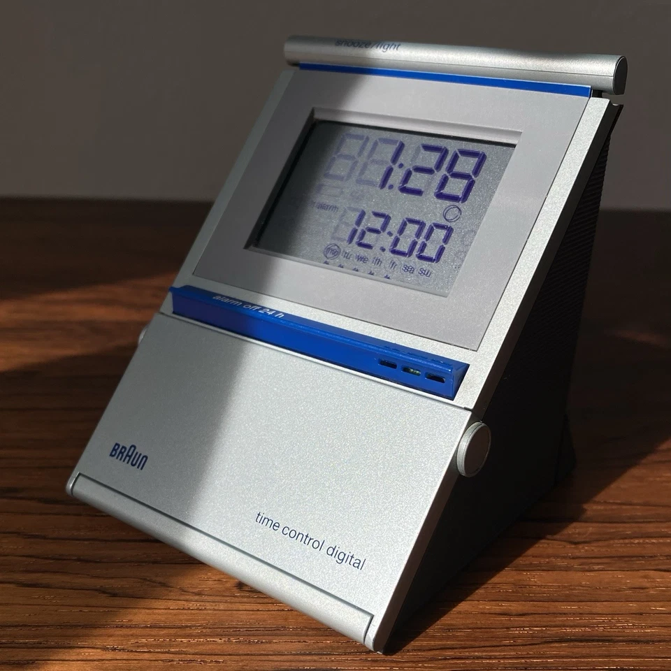 BRAUN  DB15 Time Control digital Design Funkwecker Type: 3834 - Bild 4 von 4