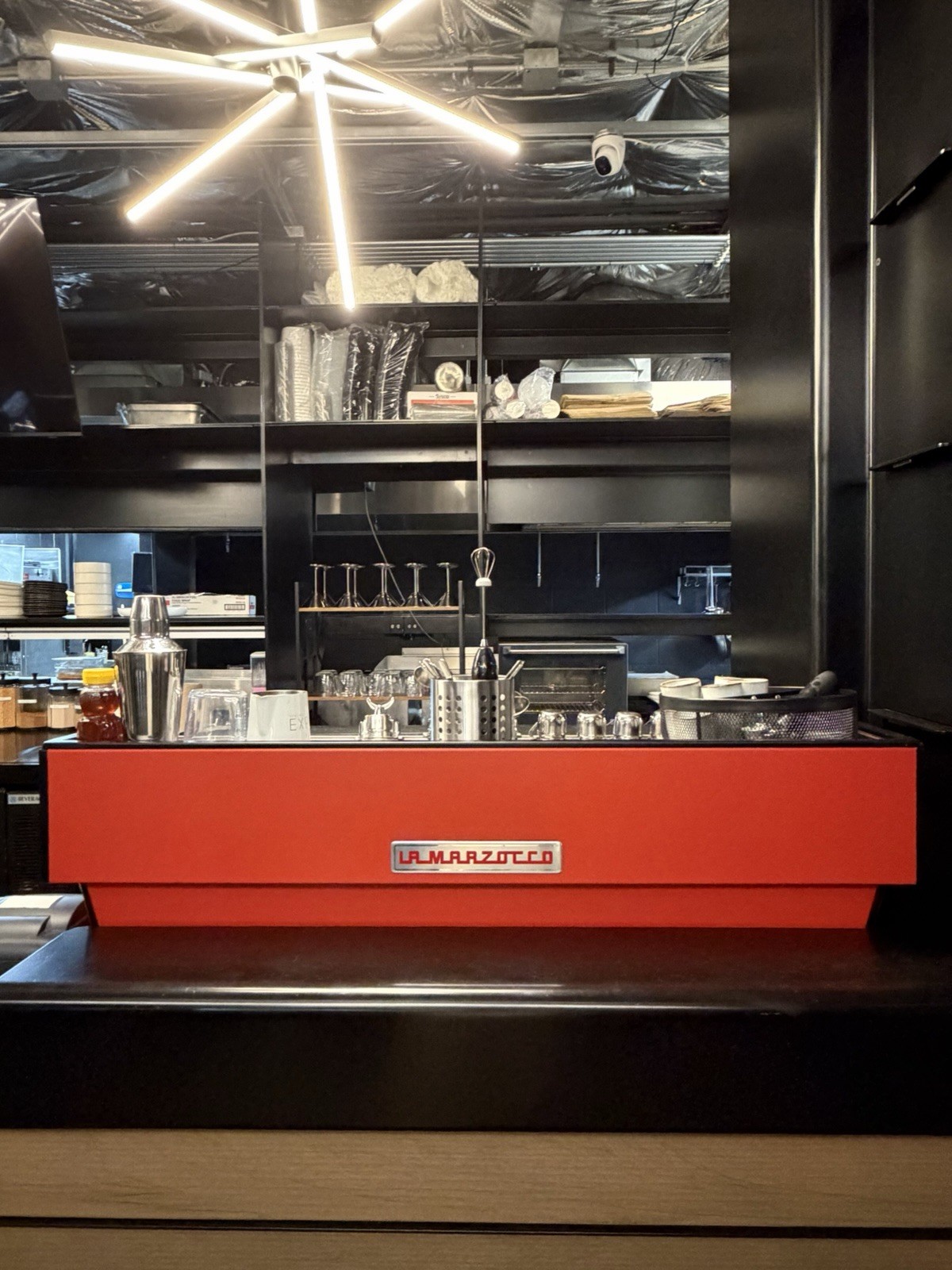 LA MARZOCCO LINEA CLASSIC 4 GROUP BLACK TOP & STAINLESS ESPRESSO COFFEE MACHINE