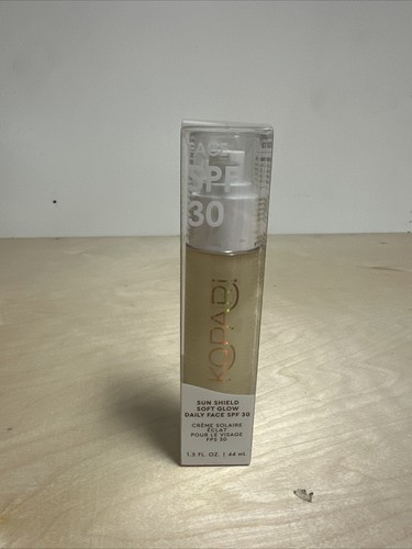 Kopari Beauty Sun Shield Soft Glow Daily Face SPF30 Vegan-Damaged Box