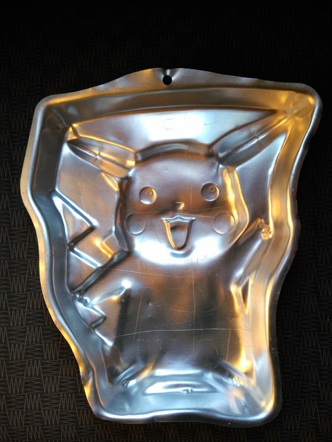 Wilton Pikachu Pokemon Cake Pan 2105 37 Nintendo 1998 Htf