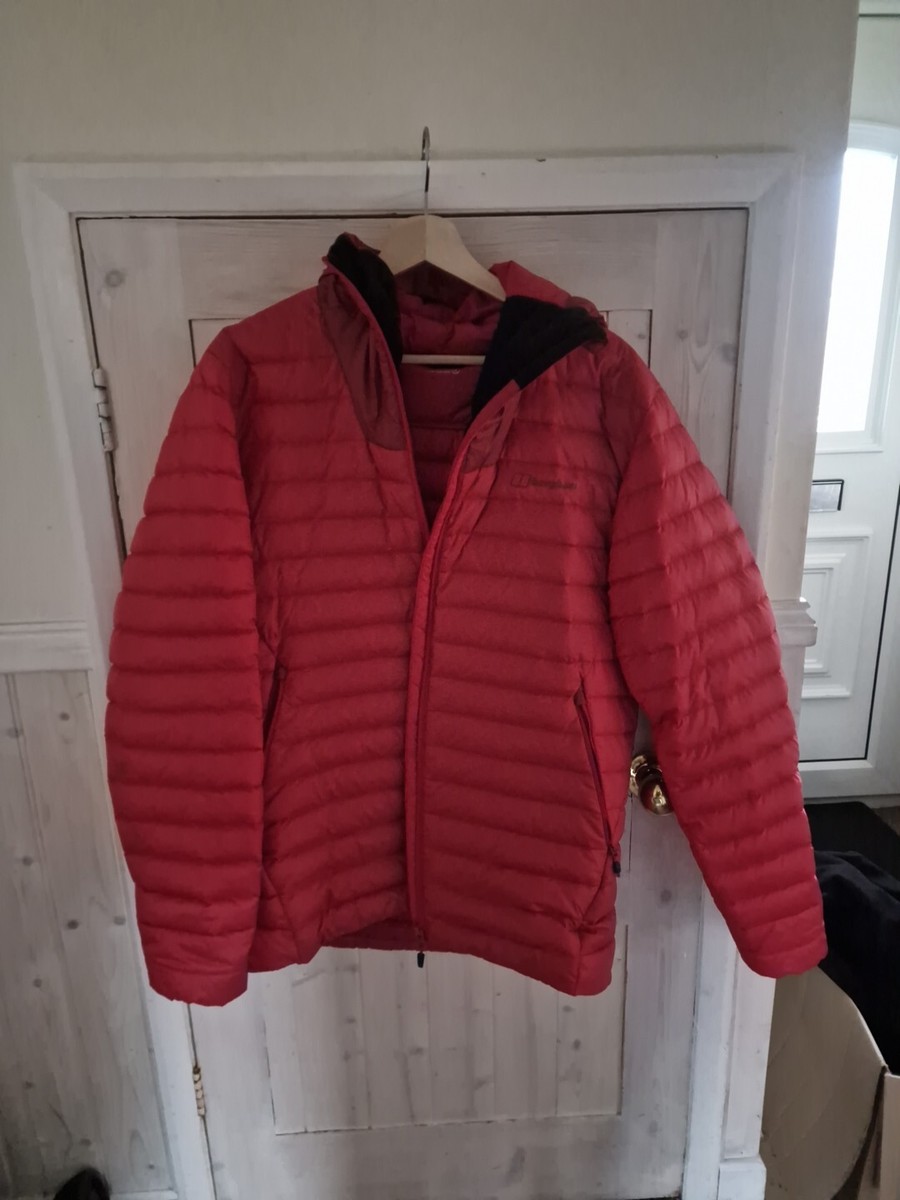 Berghaus Hydrodown 600 Pertex Quantum Men's Red Down Hooded Jacket Size L