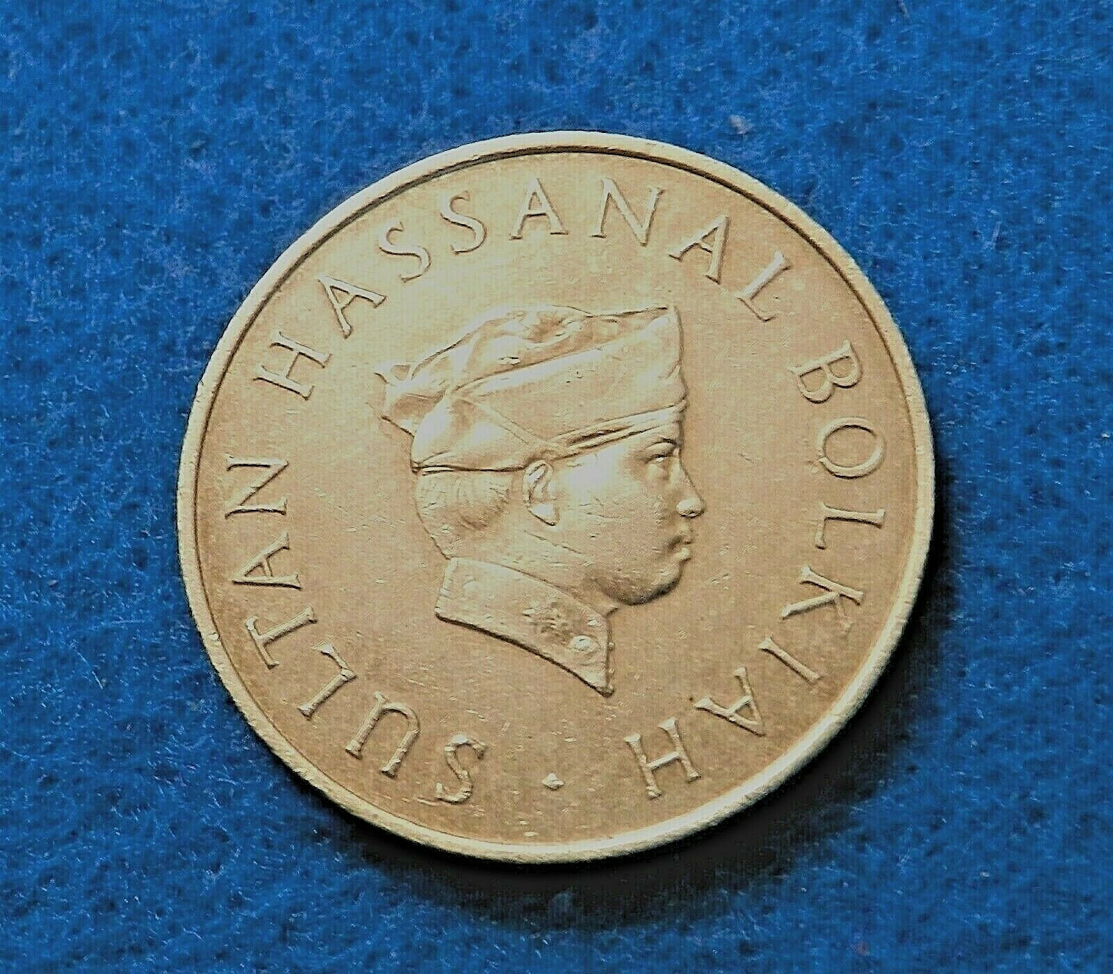 Picture 1 of 2