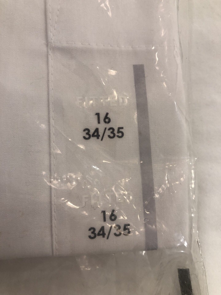 Van Heusen Men's Dress Shirt Reg Fit White 16"16.5" Neck 34"35