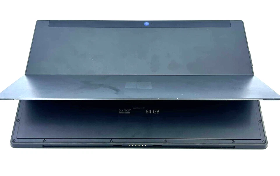 Microsoft Surface RT 64GB Wi-Fi 10.6 inch Tablet - Black - Image 2 of 2
