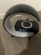Multifunction Wireless Charger/Bedside Lamp/speaker