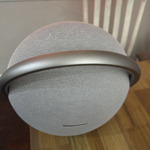 Harman Kardon Onyx Studio 7 Portable Stereo Bluetooth Speaker