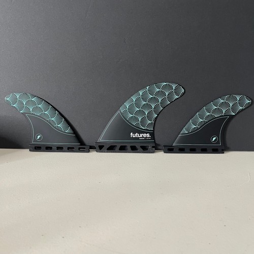 Futures Rasta Surf Fins Ride Number 10-7 Only Three Fins (2) Rear (1) Front Read