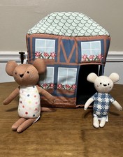 Pillowfort Mouse And House Play Set Dollhouse w/ Big And Small Mouse