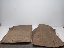 Aftermarket Pair Front Floor Mats From 2005 Ram 3500 Tan Brown 11469977 Aftermarket Pair Front Floor Mats From 2005 Ram 3500 Tan Brown 11469977