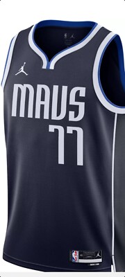 NWT Luka Doncic Dallas Mavericks Nike Swingman Jersey Size Mens