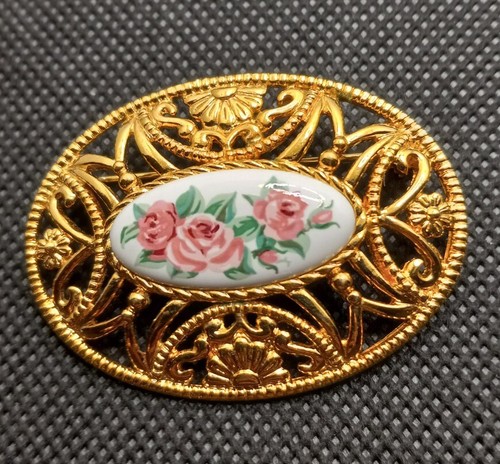 Vintage Avon Oval Pink Rose Cameo W/ Gold Tone Filigree Trim 2x1.5" - Picture 2 of 5