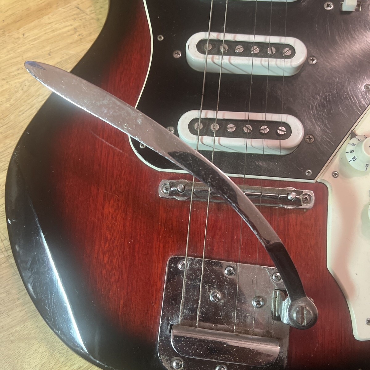 Guitar Blog: Vintage & Rare Guitar of the Week: Bellwood