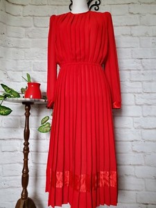 red dress size 10