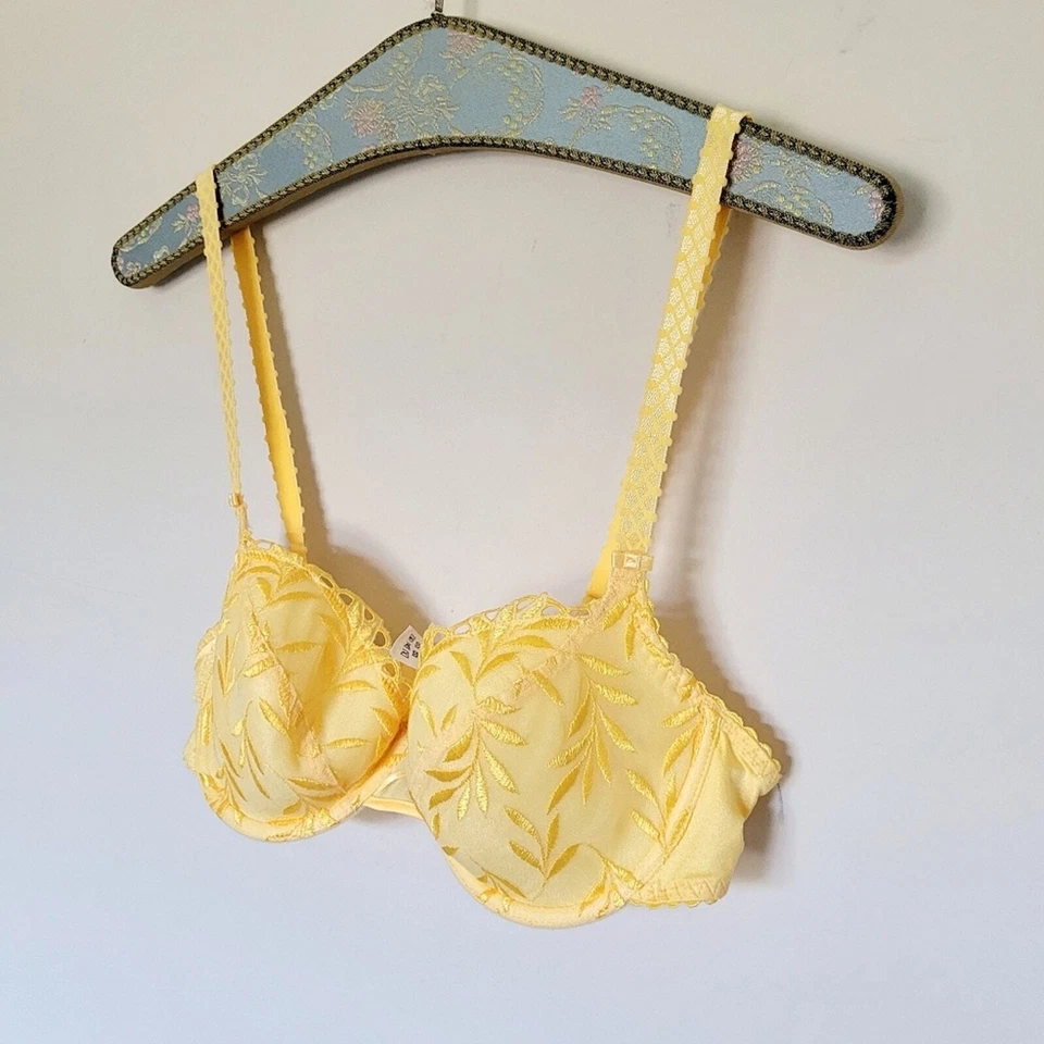 Sujetador Demi Floral Passionata by Chantelle Foto 2 de 4