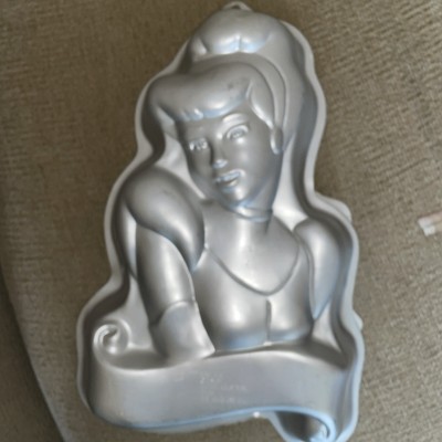 Vintage Wilton Disney Prinzessin Kuchenform 3D Größe 13  x 8  Aschenputtel 