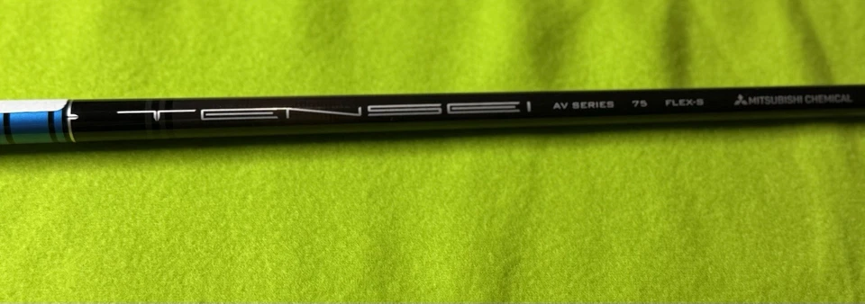 Mitsubishi Tensei Serie AV 75g Flex Rígido Callaway Epic Flash 3W Tire Foto 3 de 4