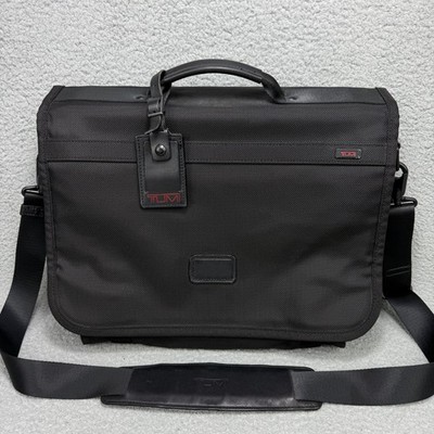 Tumi Bag Medium Black Alpha Laptop Messenger Slim Expandable Briefcase Crossbody