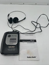 VINTAGE RADIO SHACK SCP-75 PERSONAL CASSETTE PLAYER BASS BOOST Read! J60