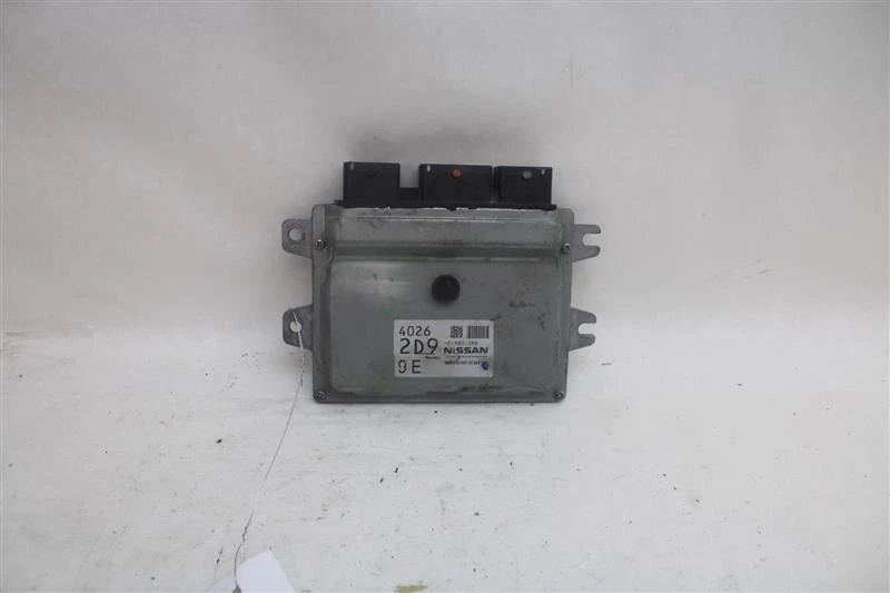Computadora ECU ECM NISSAN MICRA VERSA 2014 14 2015 15 2016 16 BEM332300A2 1161059 Foto 2 de 4