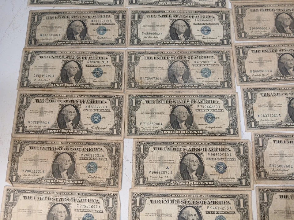 Estate Lot Of 41 Paper Currency Bills, $ 1 & $5 Silver Certificates, $2 Red Seal - Image 3 of 4