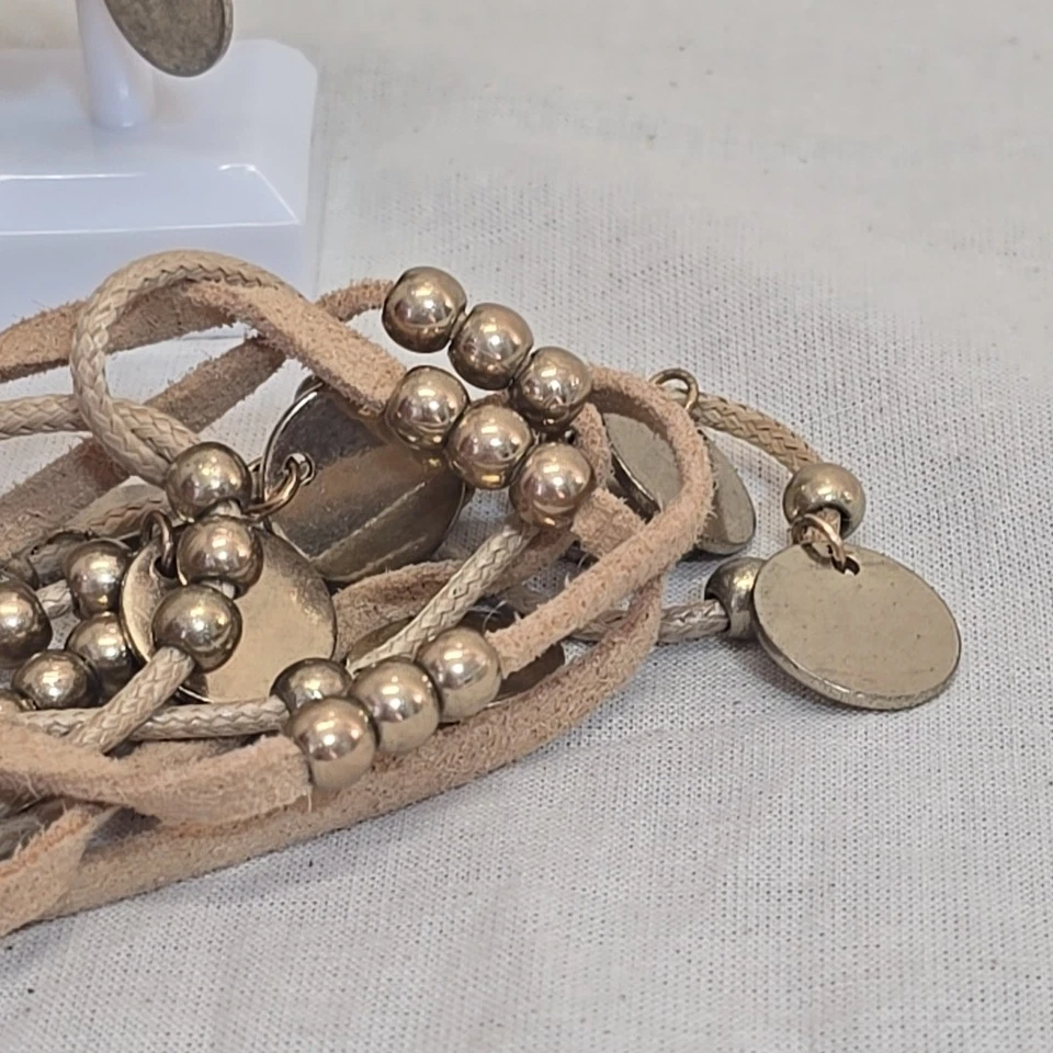 Juego de collar y pulsera PLUNDER "RHIANNON" cuero tostado con cuentas y dijes boho Foto 2 de 4