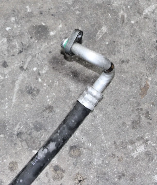 Hyundai Azera 2012-2014 manguera de aire acondicionado tubo líquido de succión OEM 523928 96 Foto 4 de 4