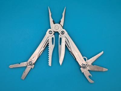Leatherman Sidekick Multi-Tool, Knife, Pliers, Saw, Stainless!