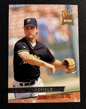 1993 Fleer Ultra - Tim Wakefield #104 ROOKIE CARD. rookie card picture